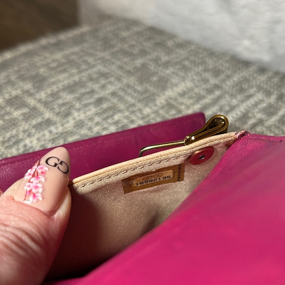 355. Chanel Leather Card Holder - Picture 11 of 13